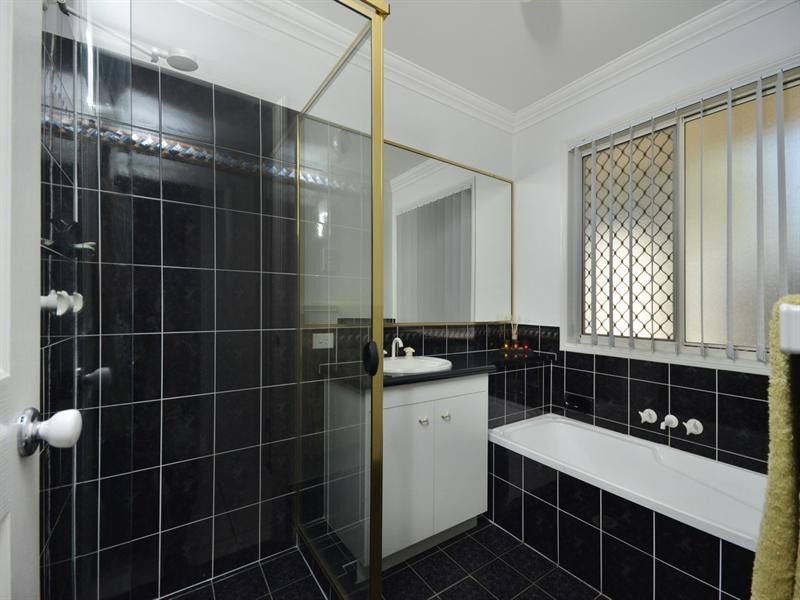 64 Samarinda Street, Tingalpa QLD 4173