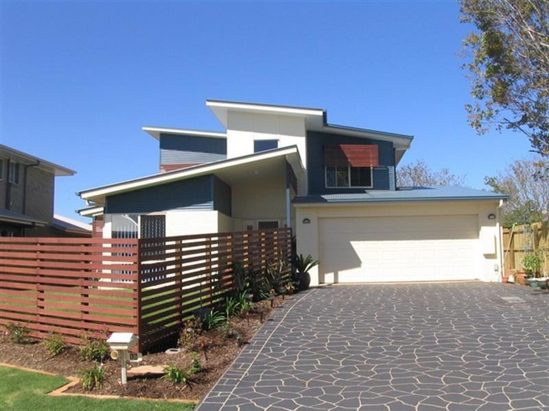 12 David Place, Manly West QLD 4179