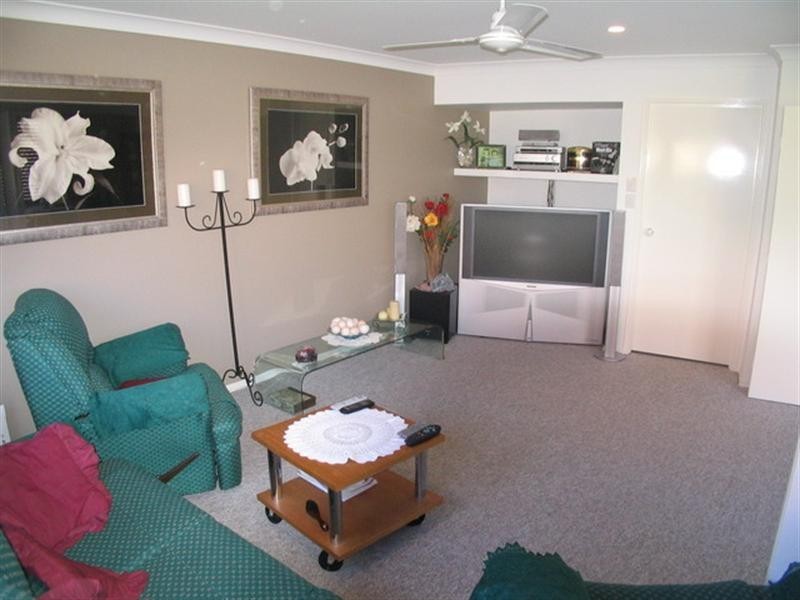 12 David Place, Manly West QLD 4179