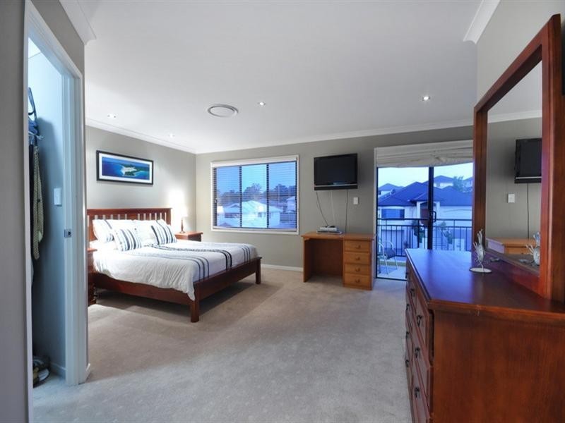 24 Giordano Place, Belmont QLD 4153