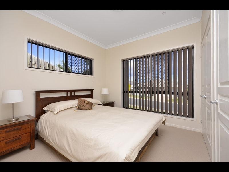 58 Olsen Crescent, Wakerley QLD 4154