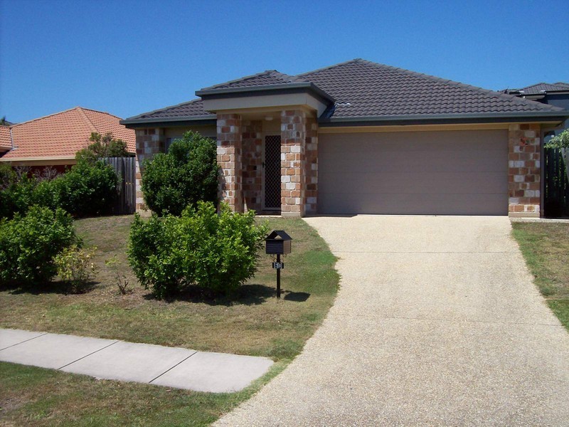 60 School Road, Wynnum West QLD 4178