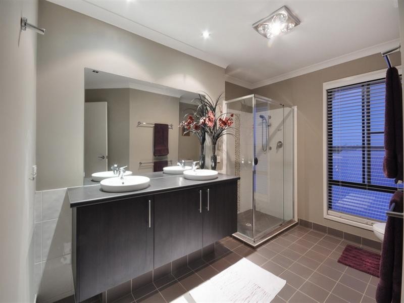 24 Giordano Place, Belmont QLD 4153