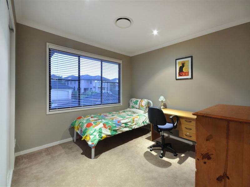 24 Giordano Place, Belmont QLD 4153