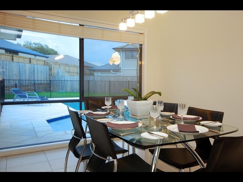 28 Gumdale Street, Wakerley QLD 4154