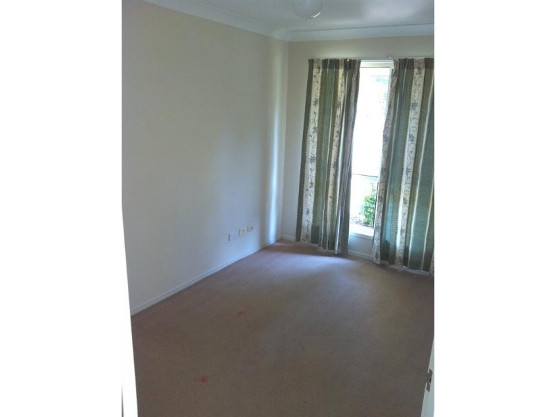 7 Kings Row, Edens Landing QLD 4207