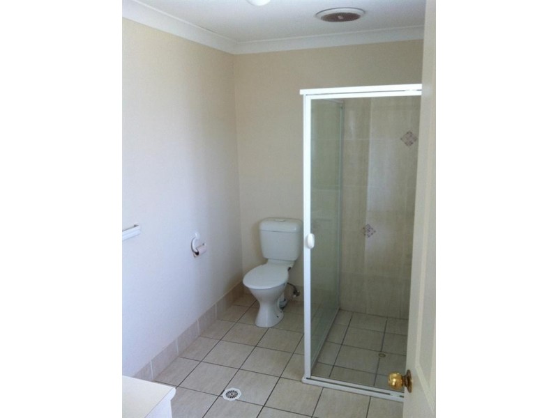 7 Kings Row, Edens Landing QLD 4207