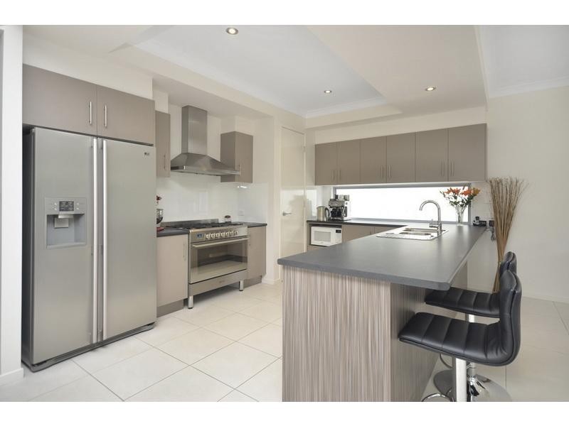 15 Terraldon Crct, Gumdale QLD 4154