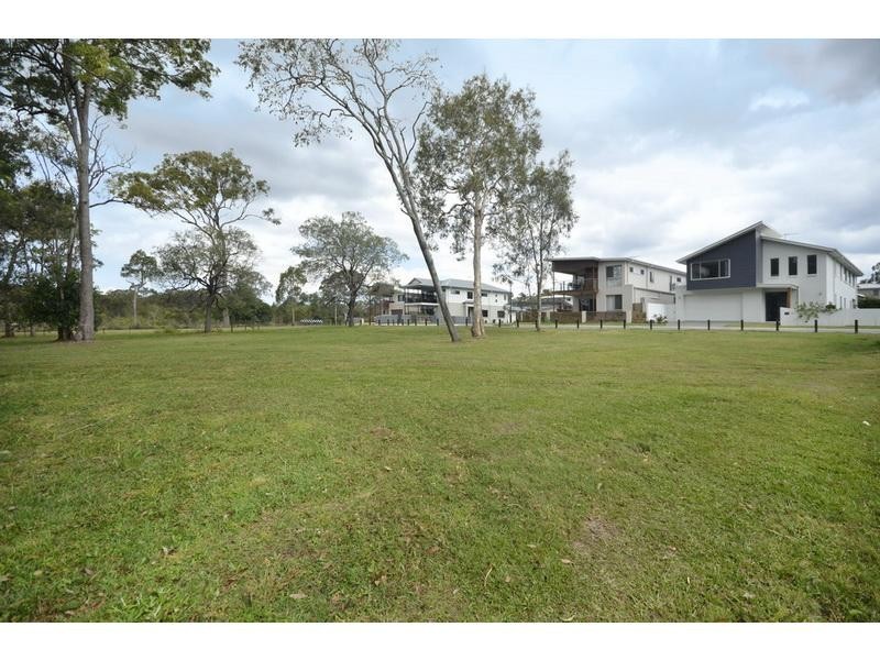 15 Terraldon Crct, Gumdale QLD 4154