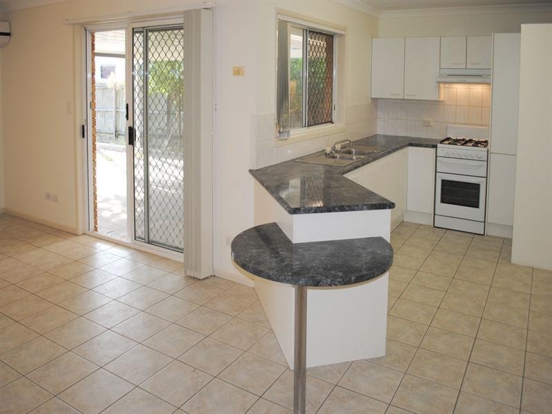 12 Macleay Crescent, Tingalpa QLD 4173