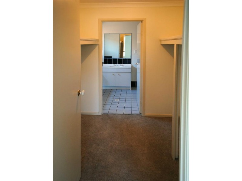 12 Macleay Crescent, Tingalpa QLD 4173