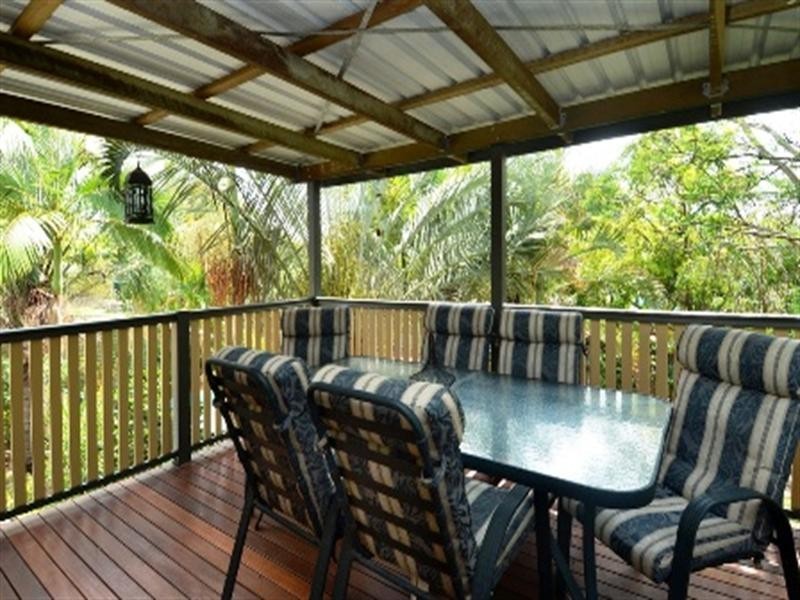 27 Molesworth Street, Seventeen Mile Rocks QLD 4073