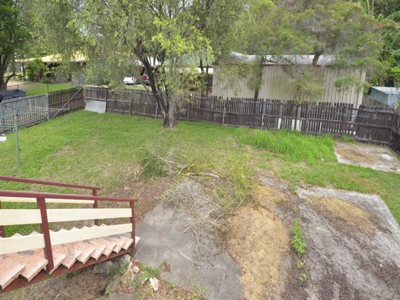 245 Kianawah Road, Wynnum West QLD 4178