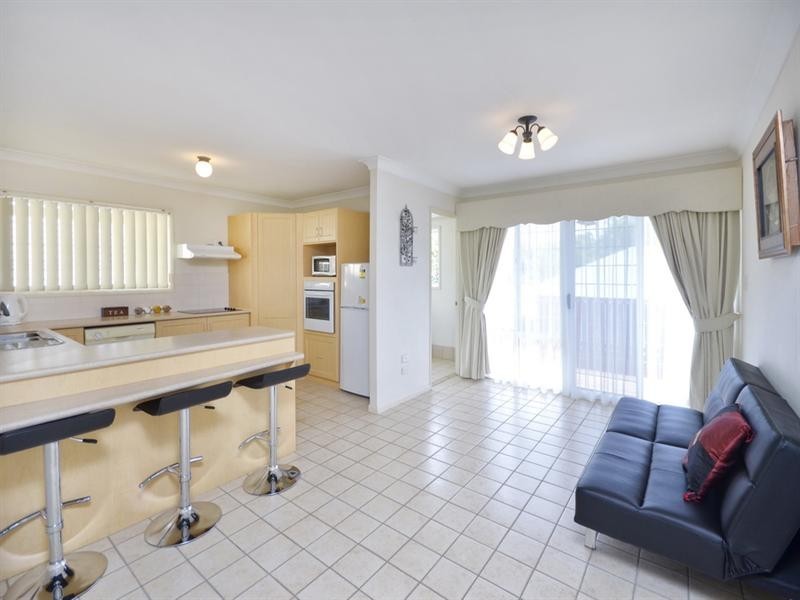 14 Christina Place, Belmont QLD 4153