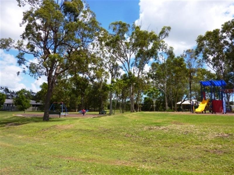 49 Olsen Crescent, Wakerley QLD 4154