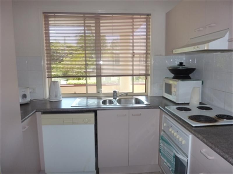 18/2043 Wynnum Road, Wynnum West QLD 4178