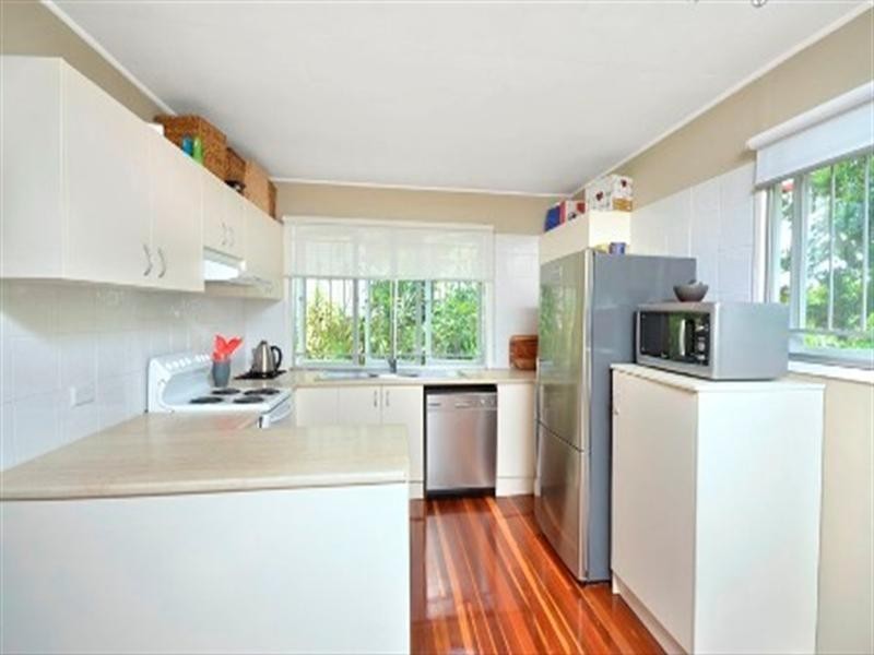 145 Sibley Road, Wynnum West QLD 4178
