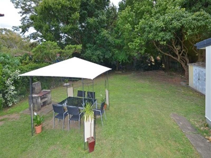 145 Sibley Road, Wynnum West QLD 4178