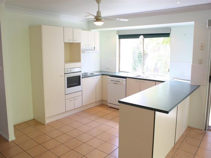 35 Campbell Street, Wakerley QLD 4154