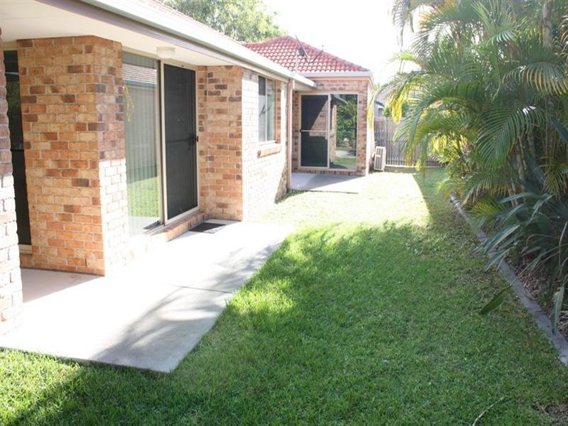 35 Campbell Street, Wakerley QLD 4154