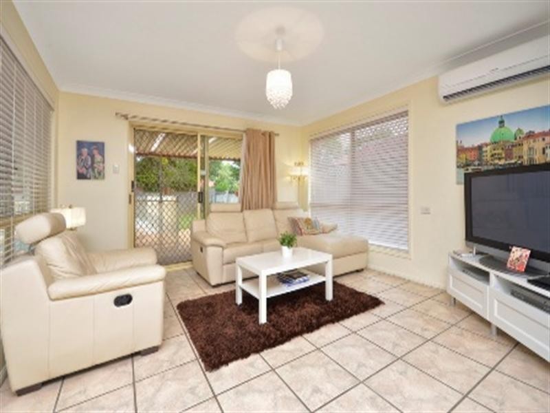 18 Wattle Street, Cannon Hill QLD 4170