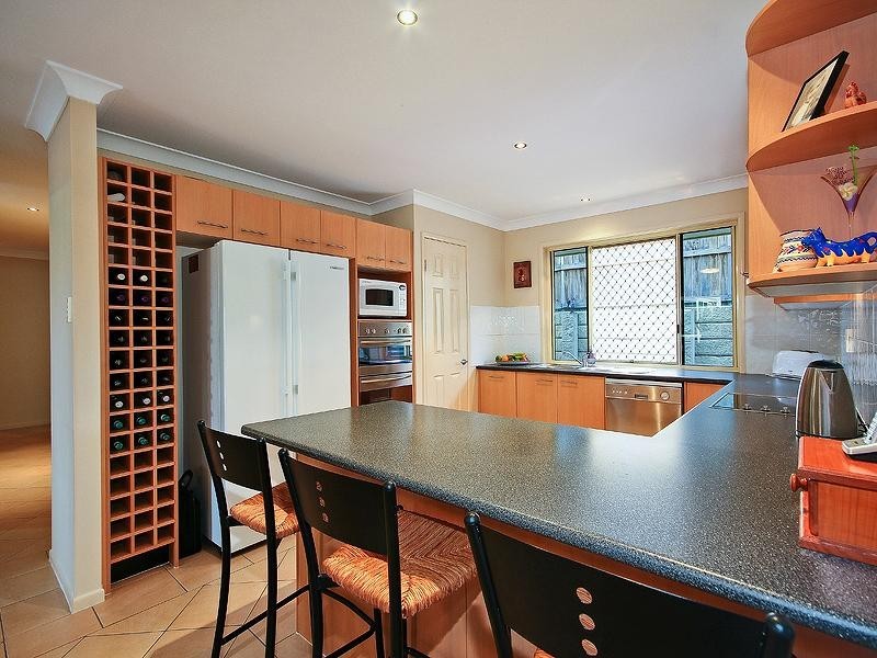 105 Brokenwood Circuit, Wakerley QLD 4154