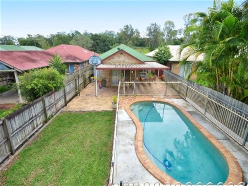 18 Wattle Street, Cannon Hill QLD 4170