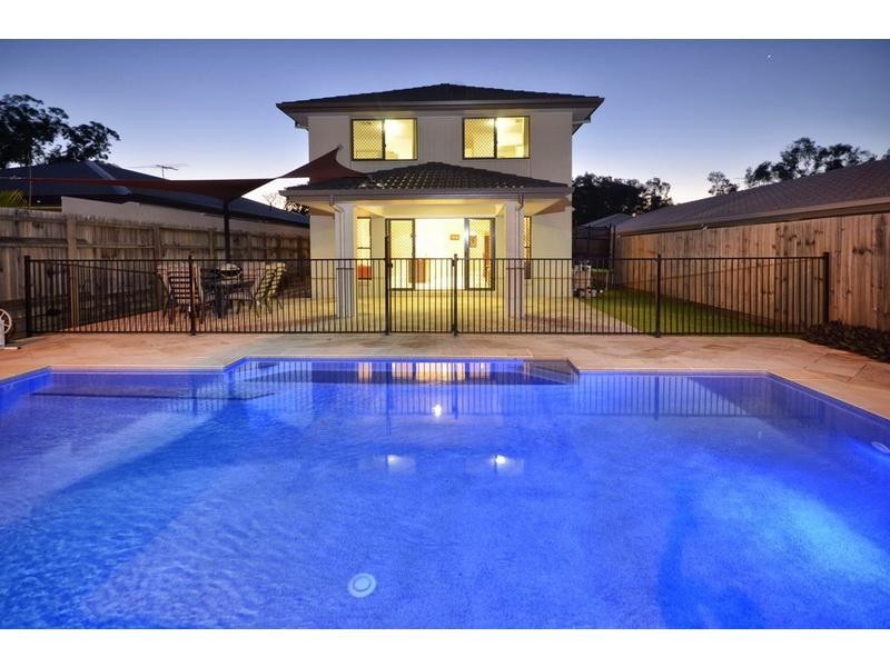 12 Saltburn Place, Wakerley QLD 4154