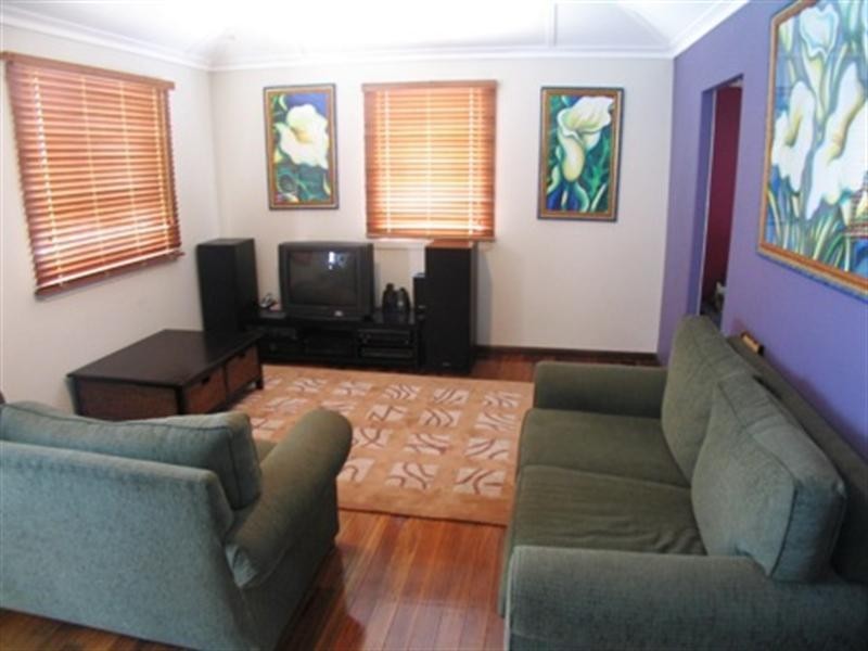 15 Boxgrove Avenue, Wynnum QLD 4178