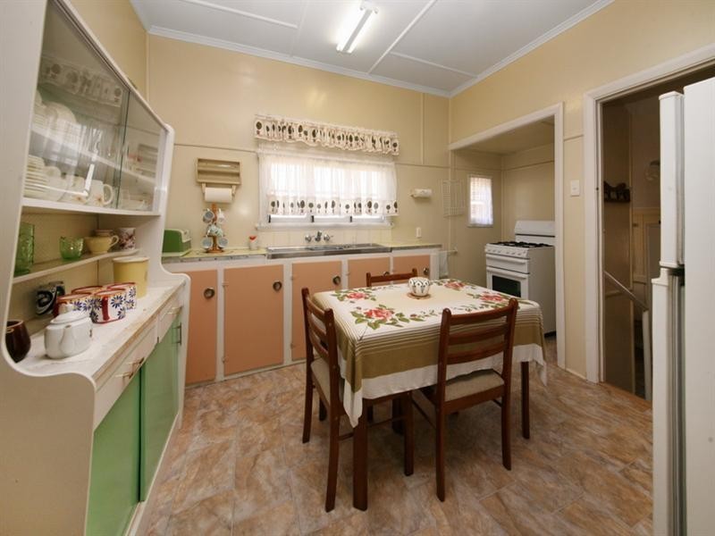 44 McCurley Street, Wynnum West QLD 4178