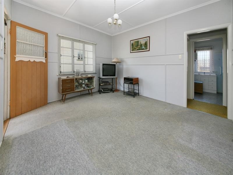 44 McCurley Street, Wynnum West QLD 4178