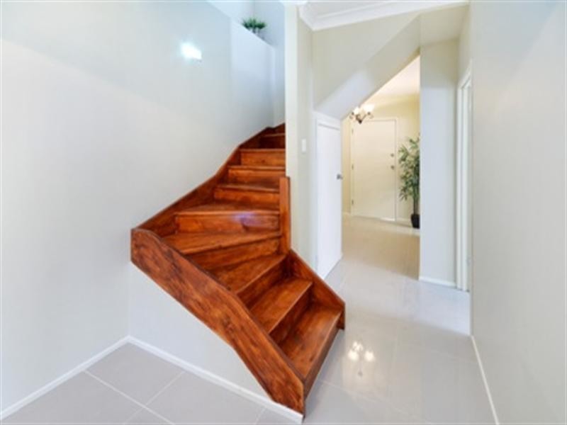 30 Bernays Road, Wynnum West QLD 4178