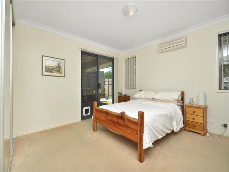 11 Daphne Street, Wakerley QLD 4154