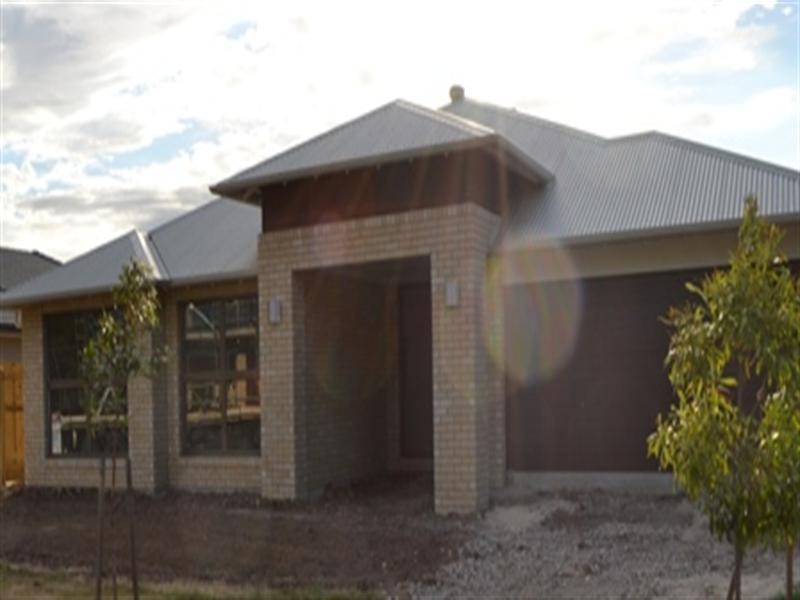 85 Watervale Parade, Wakerley QLD 4154