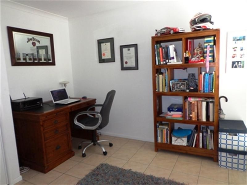 25 Macleay Crescent, Tingalpa QLD 4173