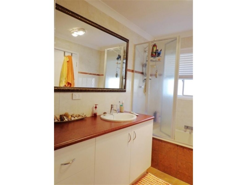 25 Macleay Crescent, Tingalpa QLD 4173