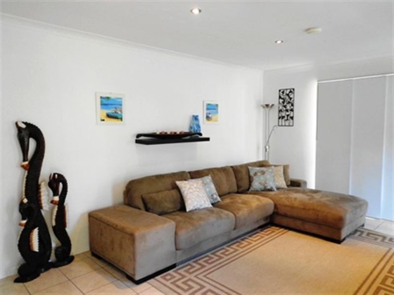 25 Macleay Crescent, Tingalpa QLD 4173