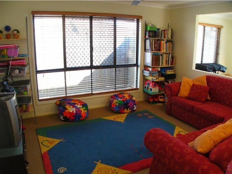 1 Luigina Close, Wakerley QLD 4154