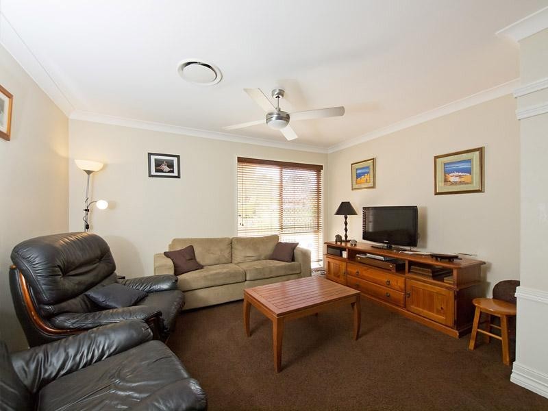 53 Senden Crescent, Manly West QLD 4179