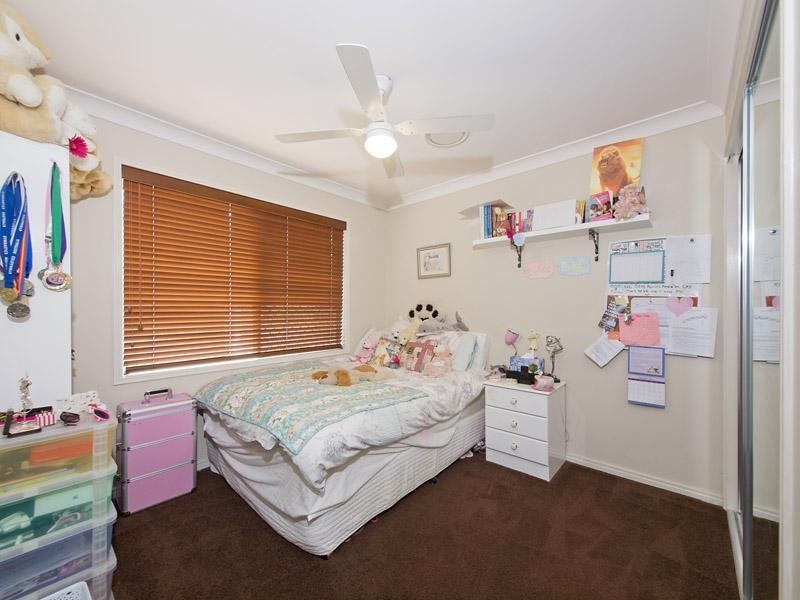 53 Senden Crescent, Manly West QLD 4179