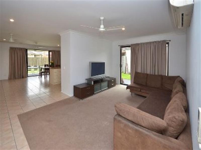 3 Sugargum Close, Bracken Ridge QLD 4017