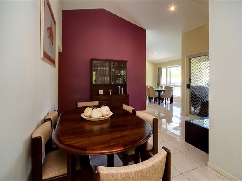 98 Brokenwood Circuit, Gumdale QLD 4154