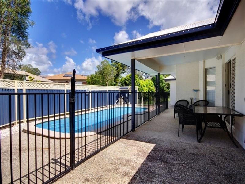 98 Brokenwood Circuit, Gumdale QLD 4154