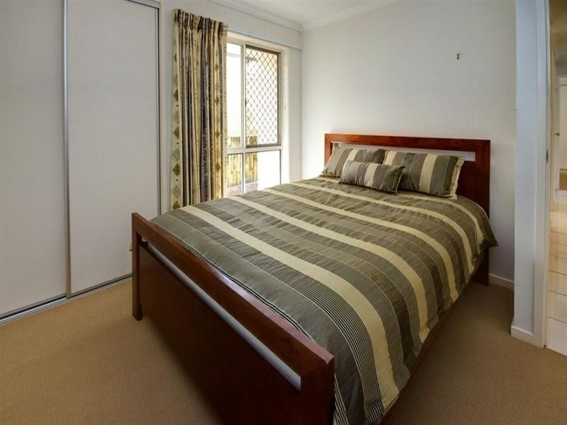 98 Brokenwood Circuit, Gumdale QLD 4154