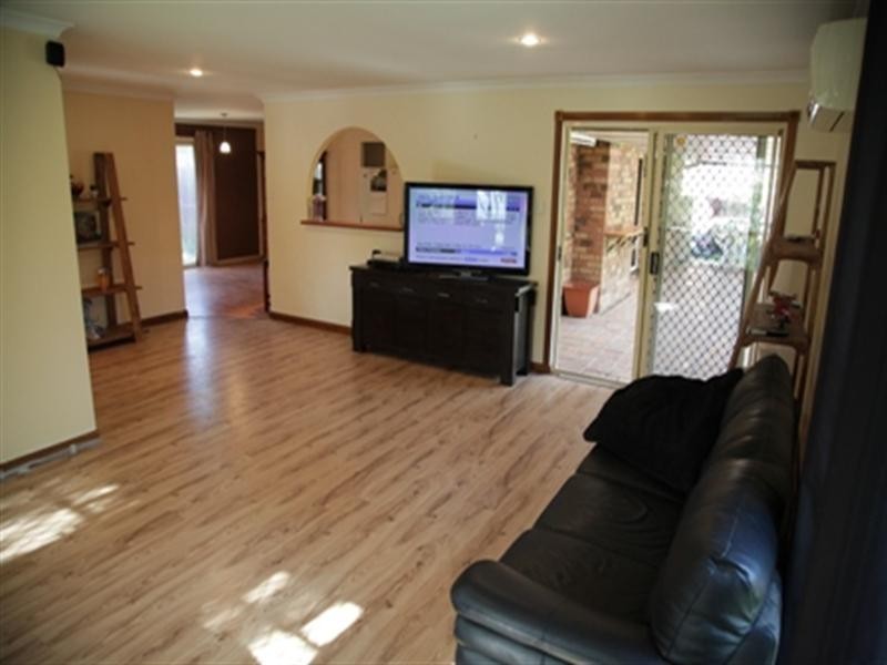 18 Kooringal Street, Tingalpa QLD 4173