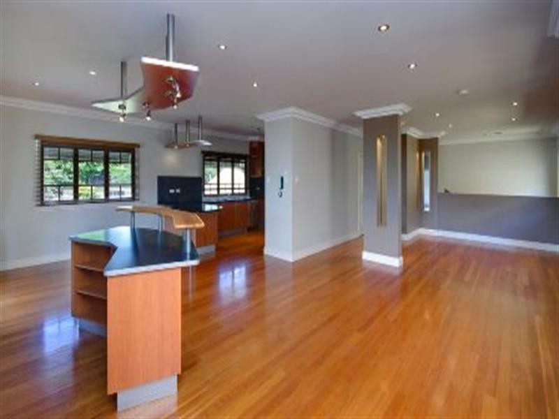 80 Bridgewater Street, Morningside QLD 4170