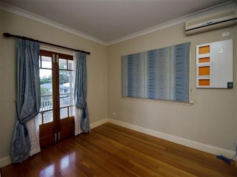 80 Bridgewater Street, Morningside QLD 4170