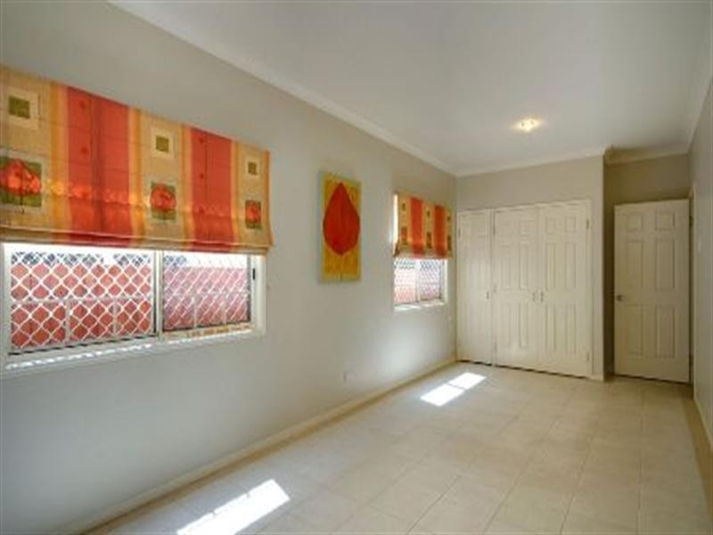 80 Bridgewater Street, Morningside QLD 4170