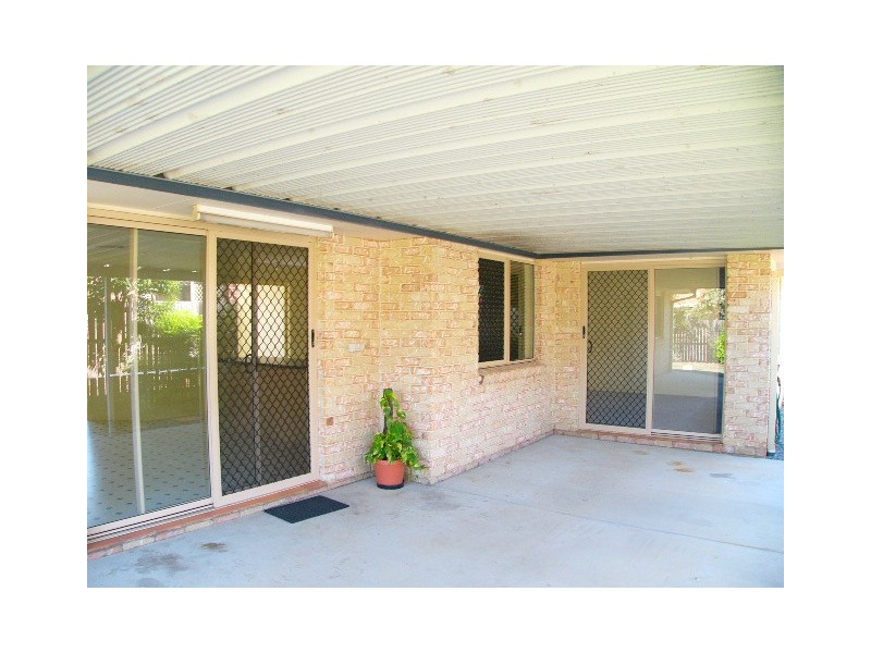 24 Glenwood Place, Wynnum West QLD 4178