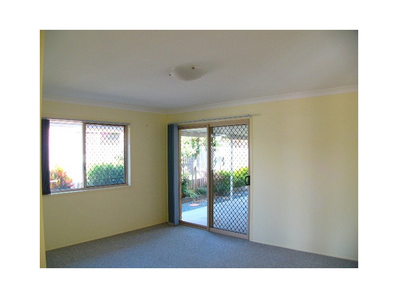 24 Glenwood Place, Wynnum West QLD 4178